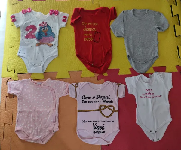 Lote de roupinhas de bebe, semi novo