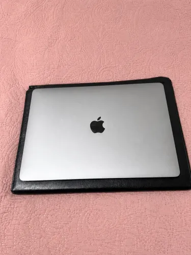 MacBook Pro i5 2018 ssd 256 gb