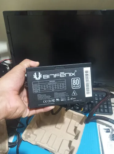Fonte Pc 600w. Leia a legenda