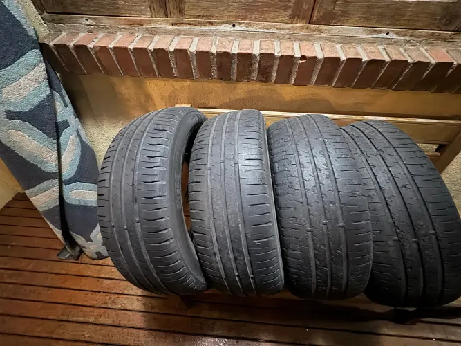 PNEUS - Michelin - Aro 15 - 4 unidades 