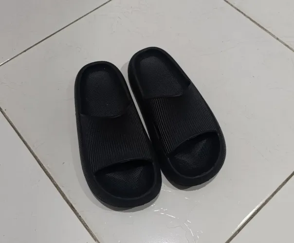 Chinelo nuvem tamanho 34