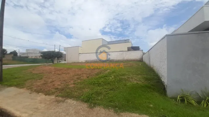 CONDOMINIO VERANA - Terreno à Venda no Condomínio Verana - Apto a Financiamento