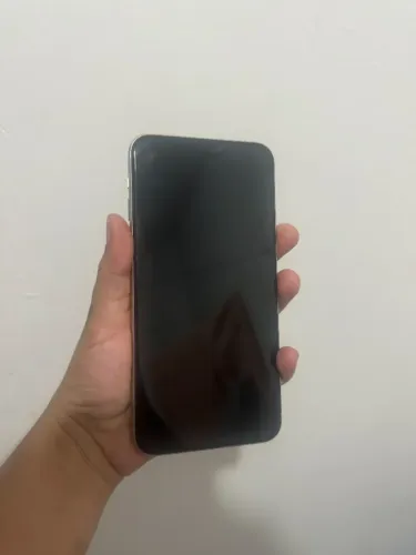 iPhone 11 Pro Max 64 GB - Cinza Espacial