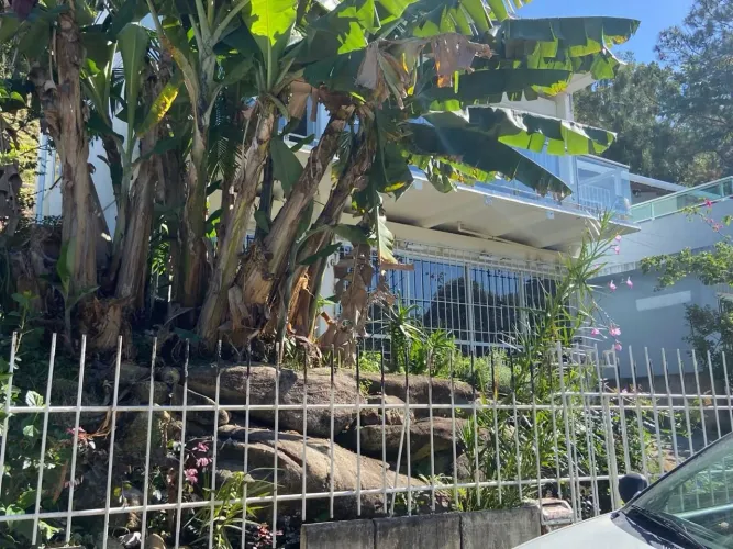 Casa à Venda na Praia de Fora - Palhoça/SC