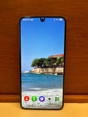Samsung S24 +, preto, 256GB com 1 ano de uso. Perfeito estado.