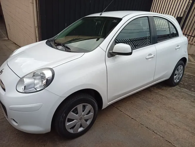 Nissan March S 1.6 16V Flex Fuel 5P 2014