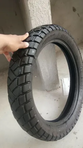 Vendo pneu Rinaldi 150