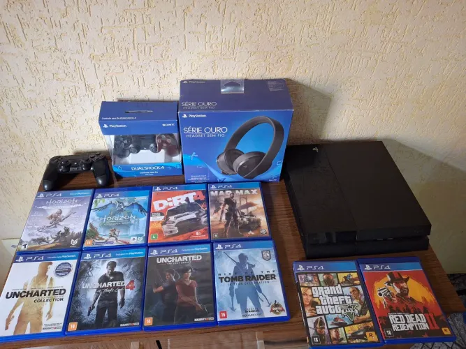 PLAYSTATION 4 - PS4 FAT + FONE ORIGINAL SONY + 10 JOGOS Valor de desapego!