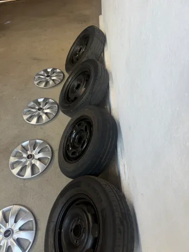 Roda pneu e calotas aro 13 