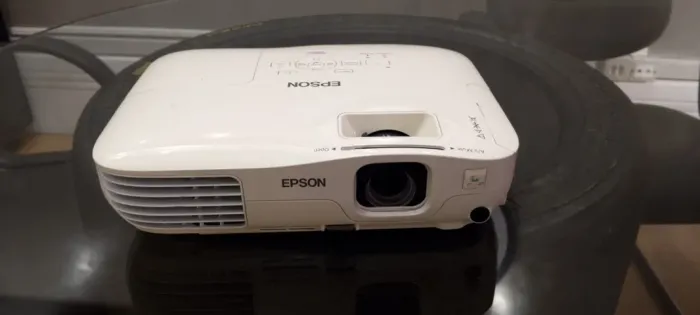 Projetor Epson HDMI 2600 Lumens PowerLite X10+ Completo
