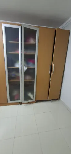 Guarda-roupa usado