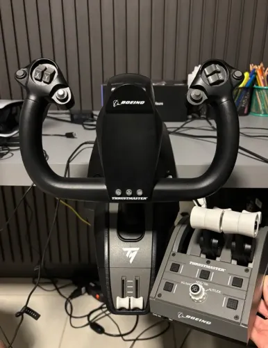 Thrustmaster Boeing Yoke & Throttle Quadrant