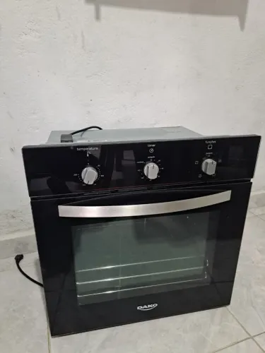 Forno Elétrico de Embutir Dako Diplomata 60L - 220V - Com Defeito