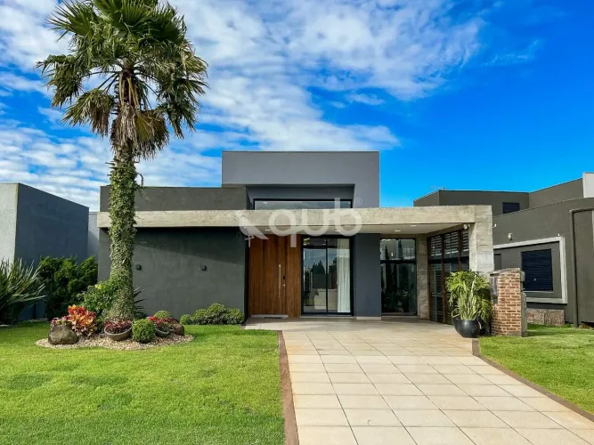 Casa à venda, 4 quartos, 4 suítes, 2 vagas, Condomínio Riviera Xangri-Lá - Xangri-Lá/RS