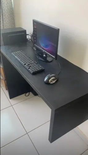 Escrivaninha mdf com gavetas