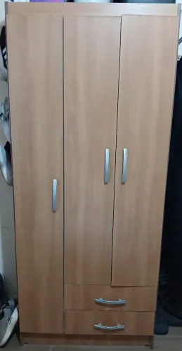 Guarda-roupa 3 portas