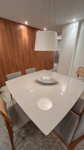 Mesa jantar