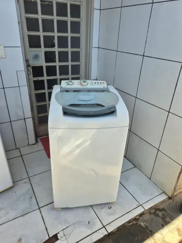 Vendo máquina de lavar Brastemp 08kg funcionando perfeitamente testo na hora