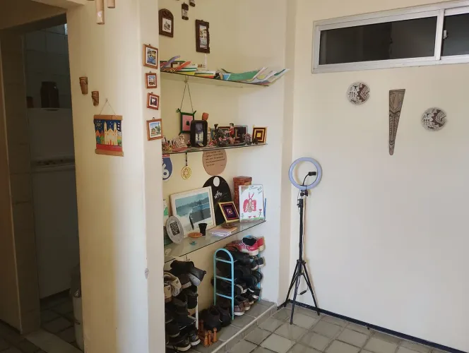 Apartamento MOBILIADO Bem Localizado.