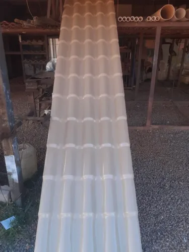 telha pvc modelo colonial cor marfim 4,59x86 289,90 a vista 