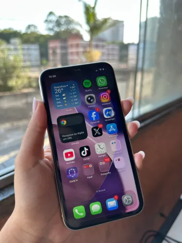 iPhone 11 64gb com caixa