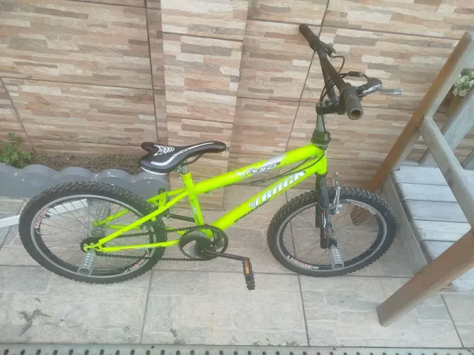 Bicicleta aro 20 bmx com rotor.