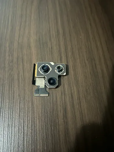Câmera traseira iPhone 13 Pro Max