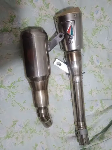 Vendo duas ponteira inox da gsx750