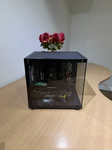Computador Pc Gamer Ryzen 5600x 32Gb RX 5700XT 1Tb SSD NVMe B550M-PLUS Gabinete Aquario (