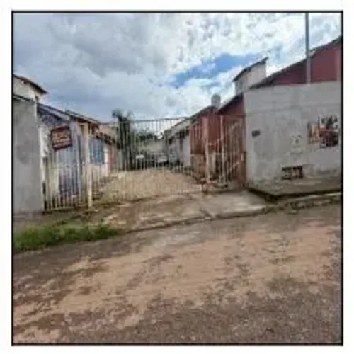 Imóvel com boa estrutura Casa no Parque Estrela Dalva X, Luziania - GO, Nº S, 2 quartos,