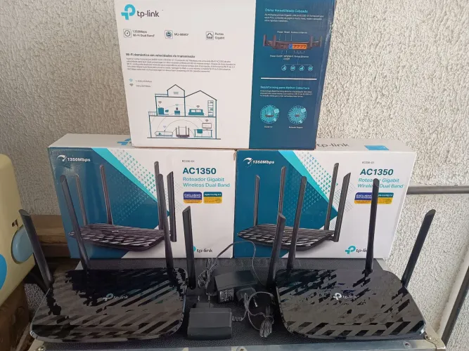 Vendo 3 Roteadores TP-Link EC230-G1, AC1350 MB/s, Wireless, MU-MIMO 2X2 Gigabit. Leia.