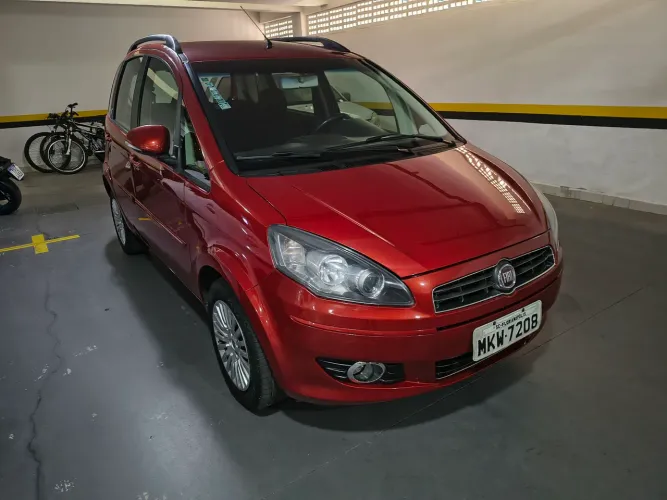 Fiat Idea Attractive 1.4 Fire Flex 8V 5P 2013