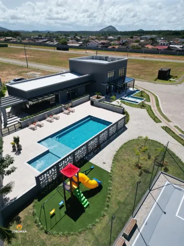 Terrenos à venda em condomínio fechado de alto padrão - 300 m² - Centro - Barra