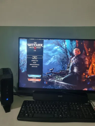 Mini PC Gamer - Ryzen 9 - 32gb ddr5 - Rx 6650m 8gb - 1tb ssd nvme
