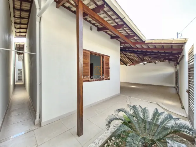 CASA A VENDA NO BAIRRO SANTA MARTA