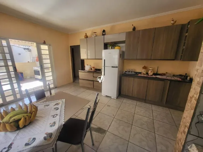 CASA À VENDA - CIDADE JARDIM - PINDAMONHANGABA - SP