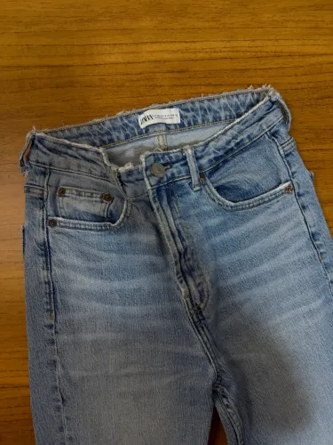 Calça Zara