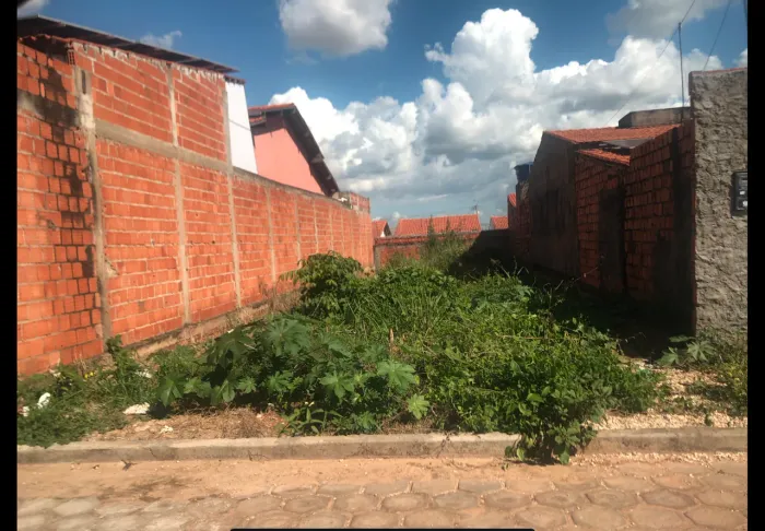 Terreno 8x30, murado, Rua Pavimentada. R$ 55mil, What *