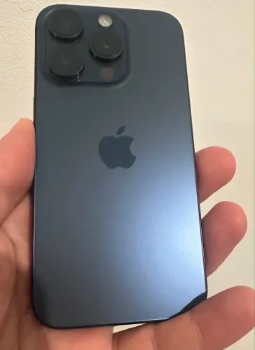 iPhone 15 pro 256gb