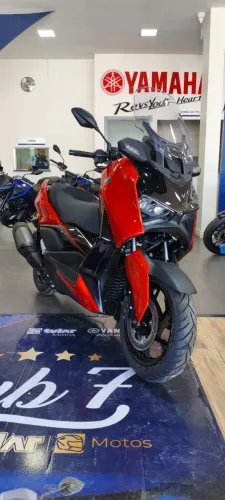 Yamaha XMax 300 CONNECTED - 2027 - 0km