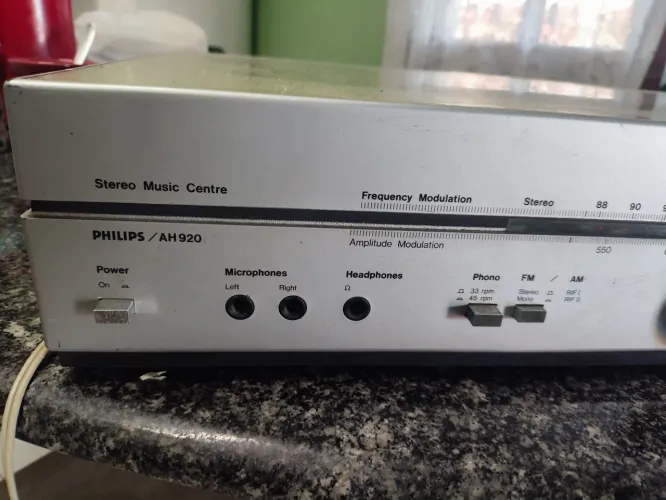 Vendo toca disco Philips AH920