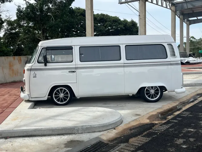 Volkswagen Kombi Standard/ Luxo/ Serie Prata 2002