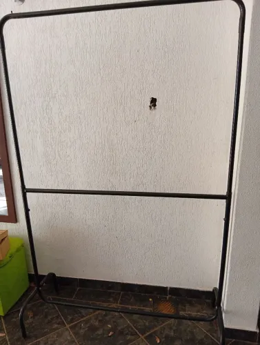 Arara de roupas