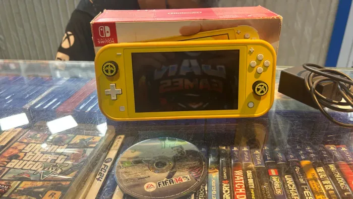 Nintendo Switch Lite Loja Física Garantia Parcelo Troco 10BLOQUEADO