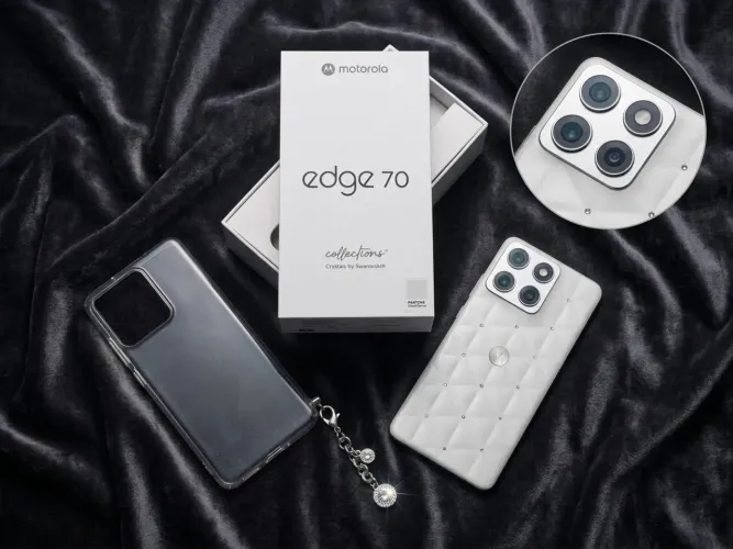 MOTOROLA EDGE 70 SWAROVSKI 512
