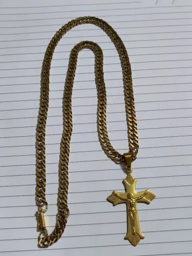 Corrente Grumet com elos duplos 6mm moeda antiga + pingente crucifixo<br><br>