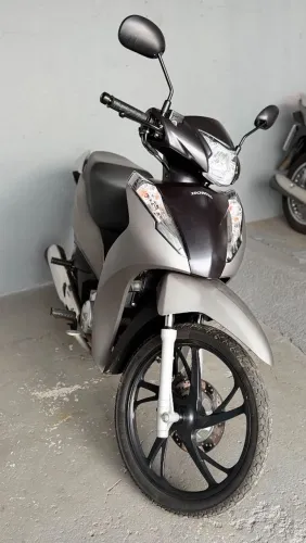Biz 125 completa , baixa kilometragem, moto com procedencia.