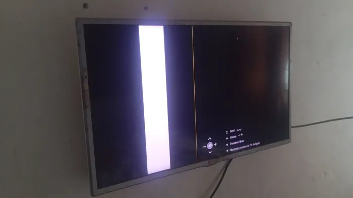 Tv LG 32 polegadas para conserto com mancha na tela 