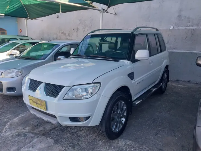 Mitsubishi Pajero TR4 2.0 Flex 16V 4X2 Aut. 2015