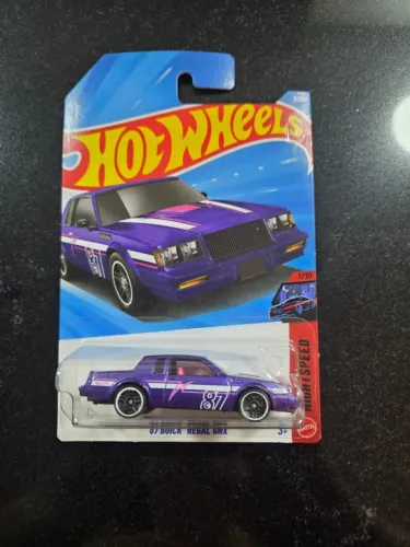 hot wheels 87 buick regal gnx t-hunt